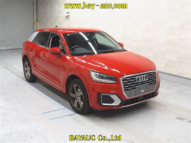 AUDI Q2