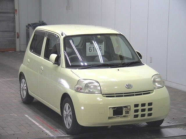 DAIHATSU ESSE