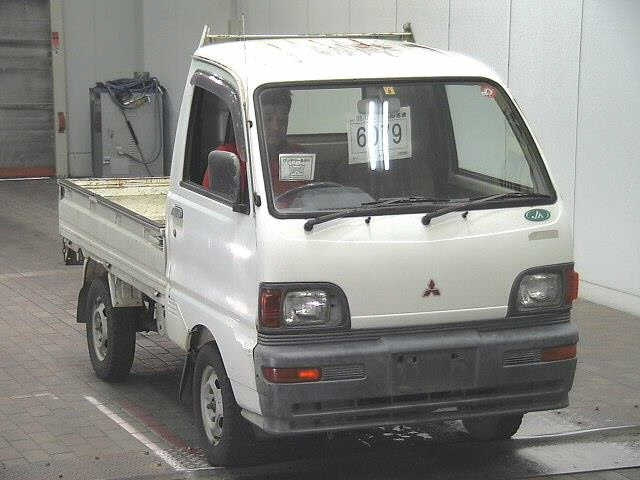 MITSUBISHI MINICAB TRUCK