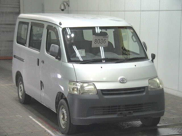 TOYOTA TOWN ACE VAN