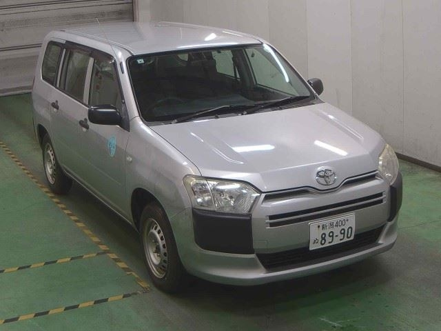 TOYOTA SUCCEED