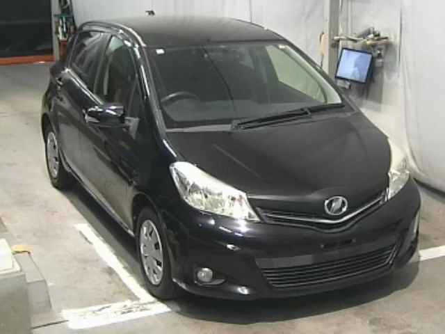 TOYOTA VITZ