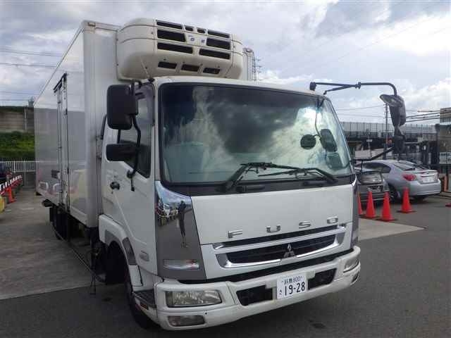 MITSUBISHI FUSO FIGHTER
