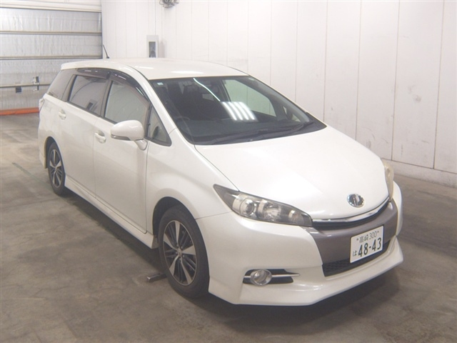 TOYOTA WISH