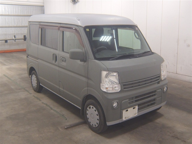 MITSUBISHI MINICAB VAN