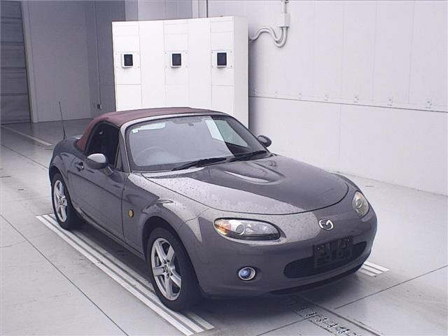 MAZDA ROADSTER