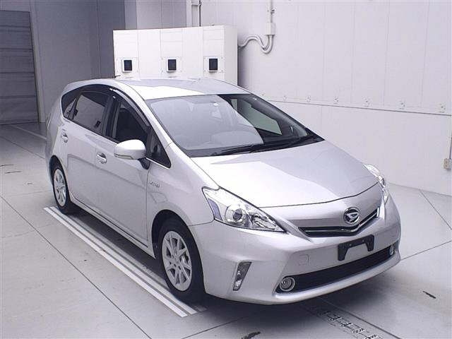 DAIHATSU MEBIUS