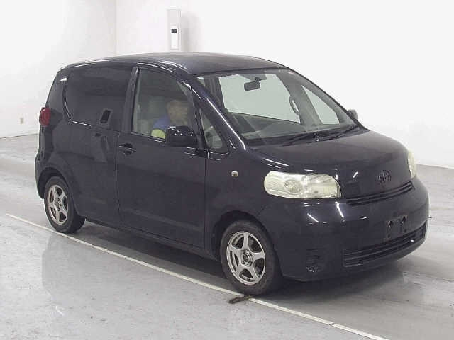 TOYOTA PORTE