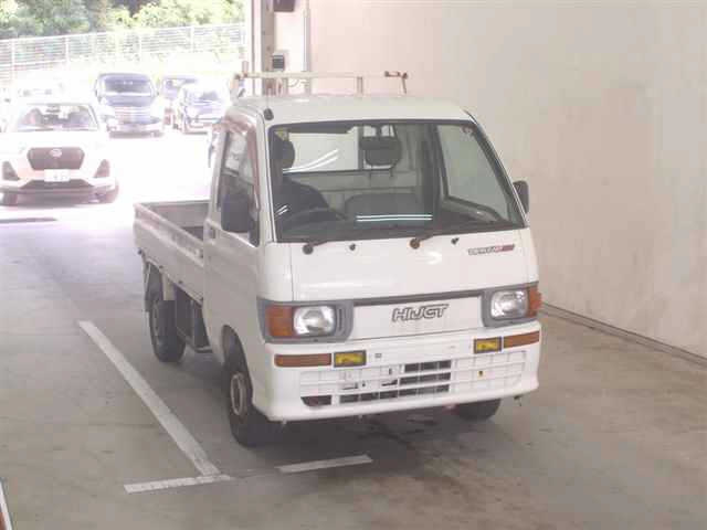 DAIHATSU HIJET TRUCK