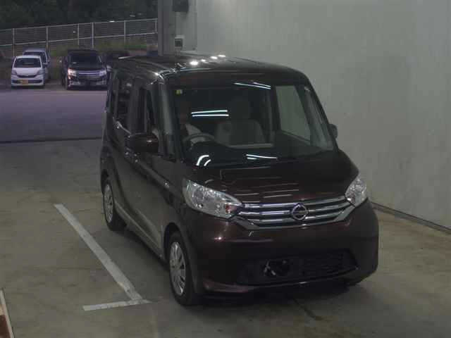 NISSAN DAYZ ROOX