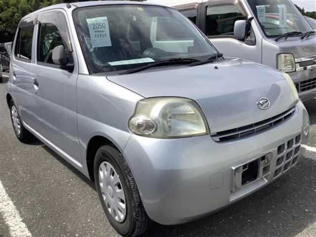 DAIHATSU ESSE