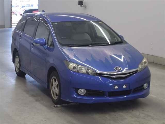 TOYOTA WISH
