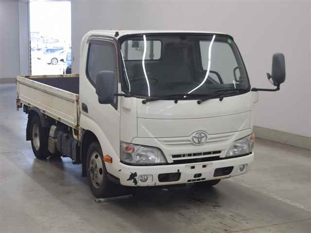 TOYOTA DYNA