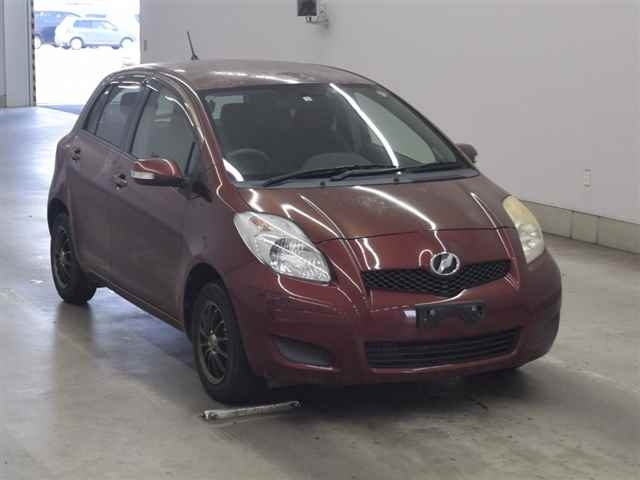 TOYOTA VITZ