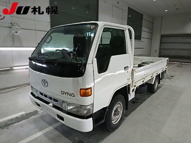 TOYOTA DYNA