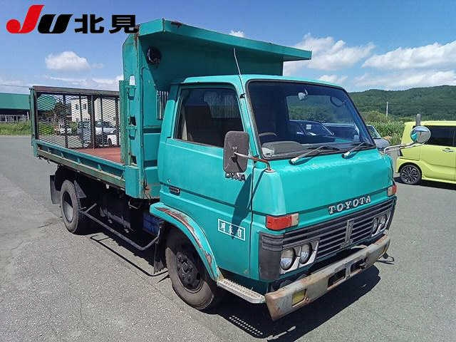 TOYOTA DYNA