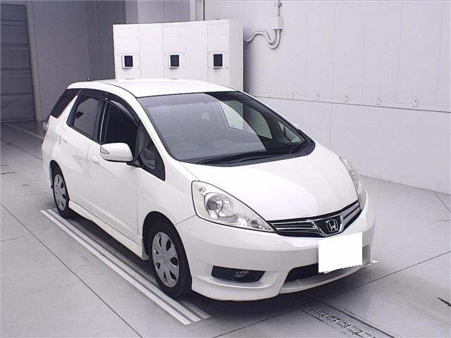 HONDA FIT SHUTTLE