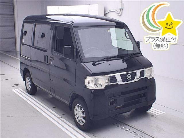 NISSAN CLIPPER VAN