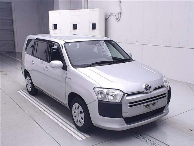 TOYOTA SUCCEED