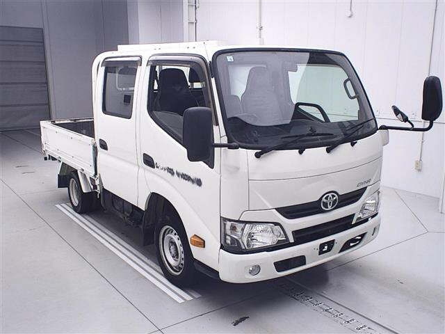 TOYOTA DYNA