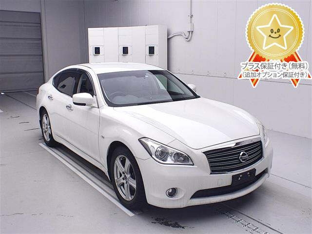 NISSAN FUGA
