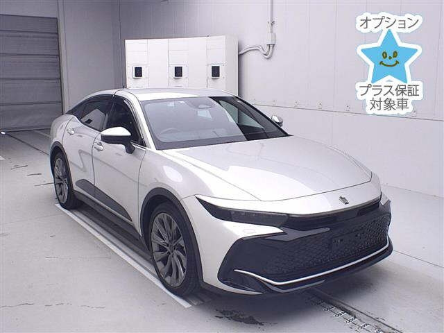 TOYOTA CROWN CROSSOVER