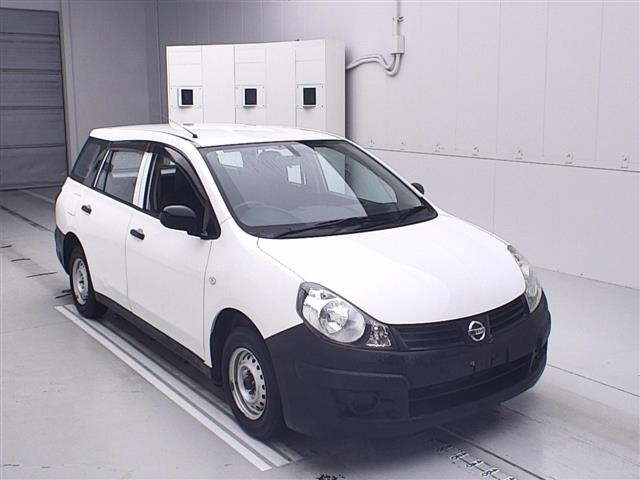 NISSAN AD