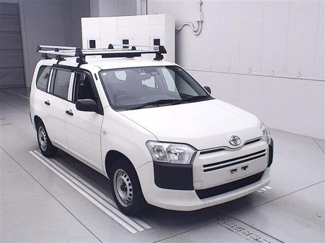 TOYOTA SUCCEED