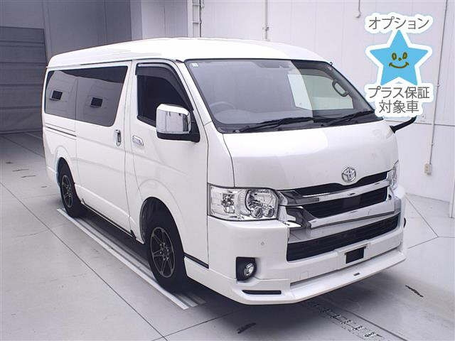 TOYOTA HIACE