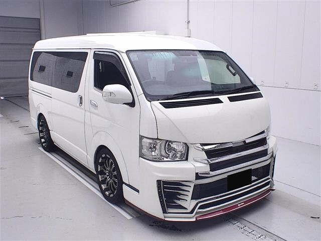 TOYOTA REGIUS ACE VAN