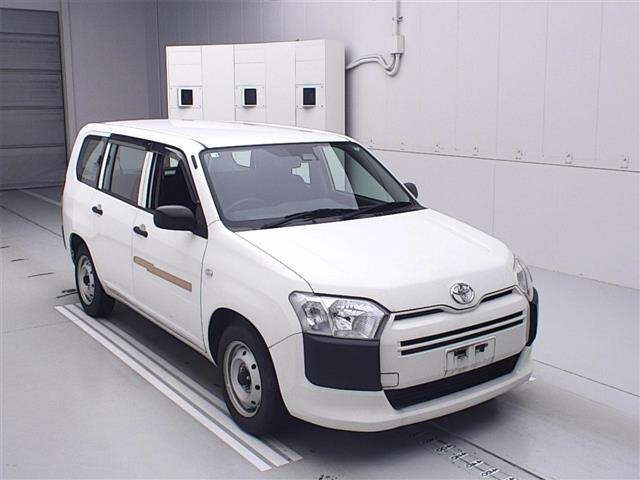 TOYOTA SUCCEED
