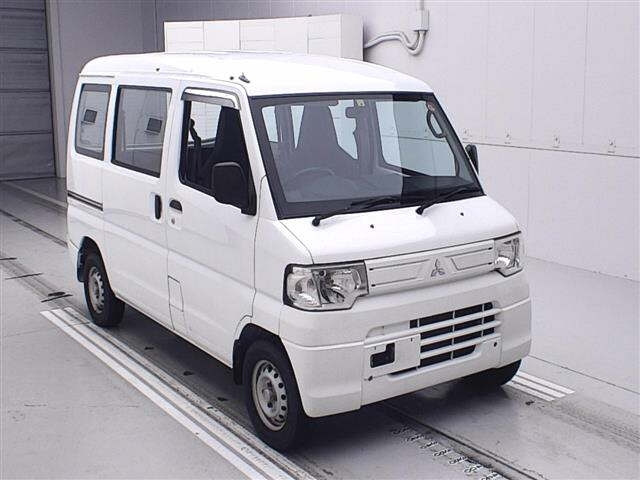MITSUBISHI MINICAB VAN