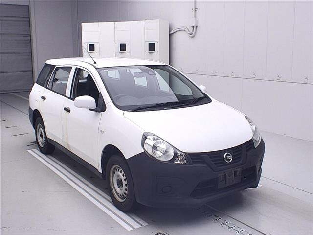 NISSAN AD