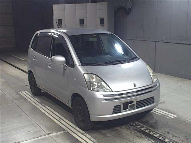 SUZUKI MRWAGON