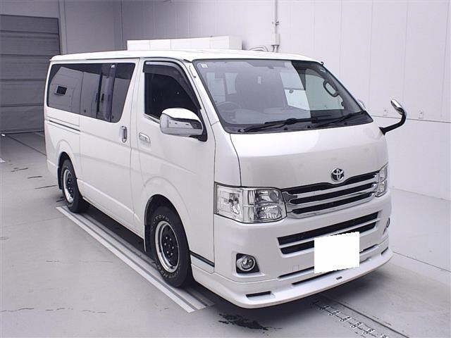 TOYOTA REGIUS ACE VAN