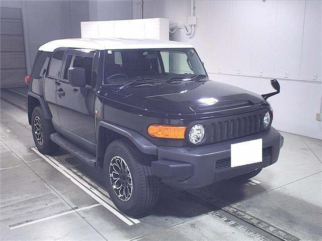 TOYOTA FJ CRUISER