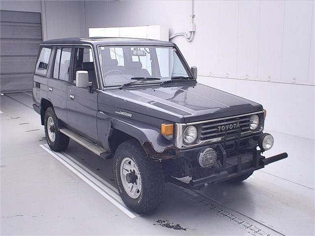TOYOTA LAND CRUISER