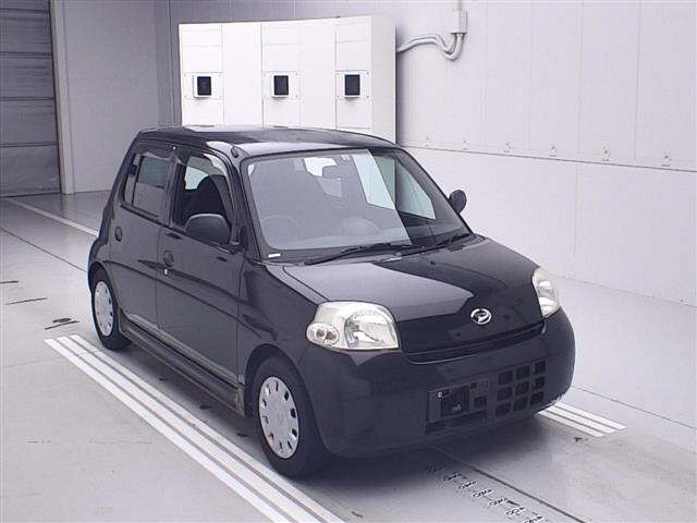 DAIHATSU ESSE