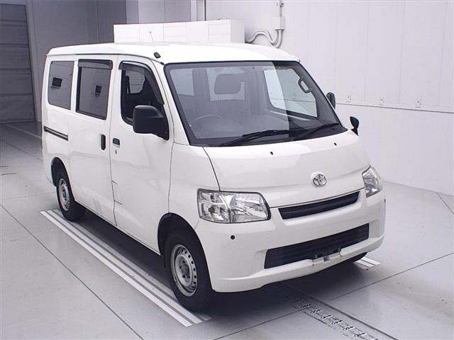 TOYOTA LITE ACE VAN