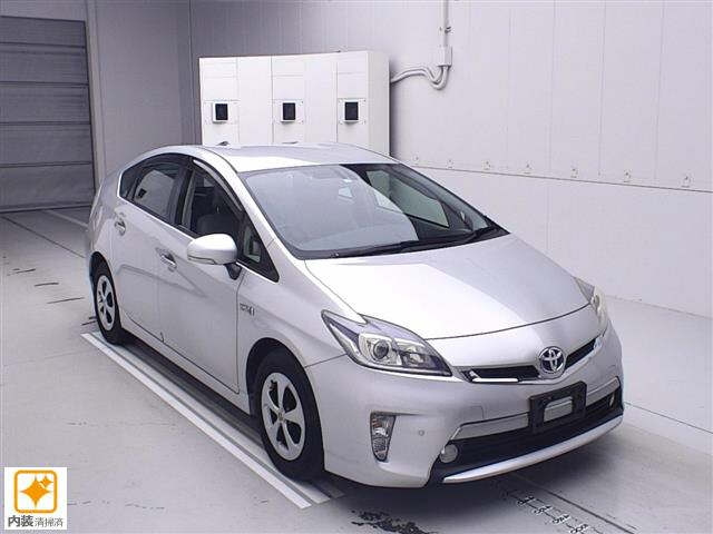 TOYOTA PRIUS PHV