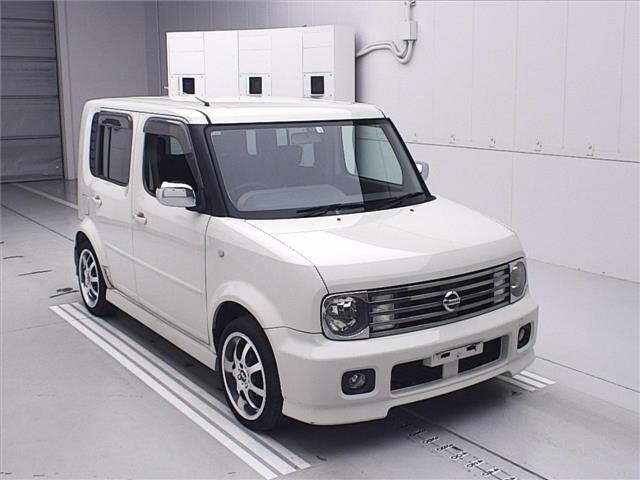 NISSAN CUBE