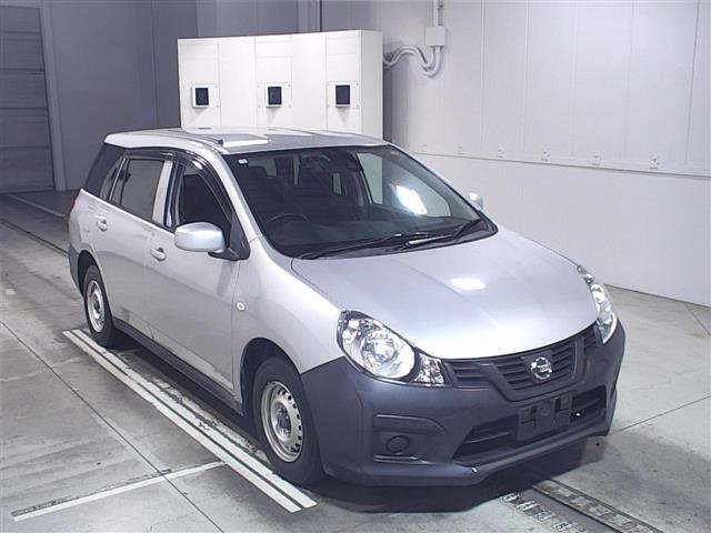 NISSAN AD