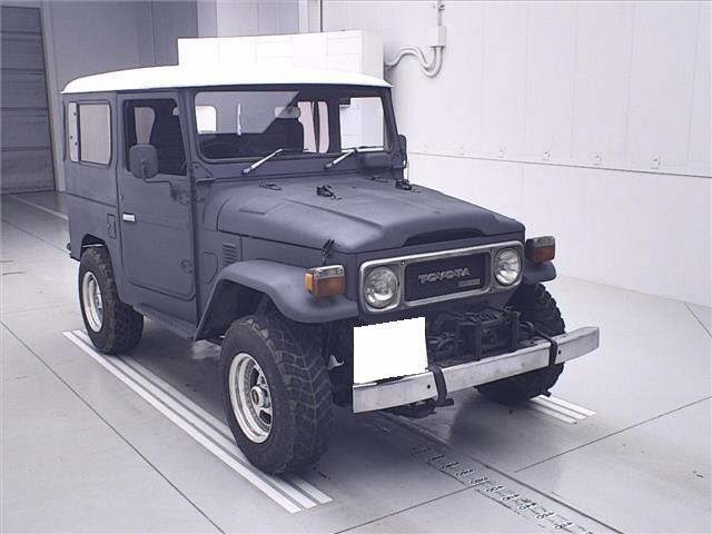 TOYOTA LAND CRUISER