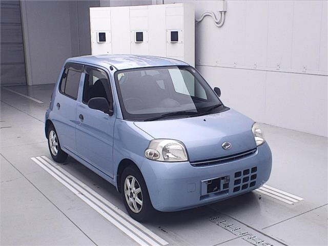 DAIHATSU ESSE