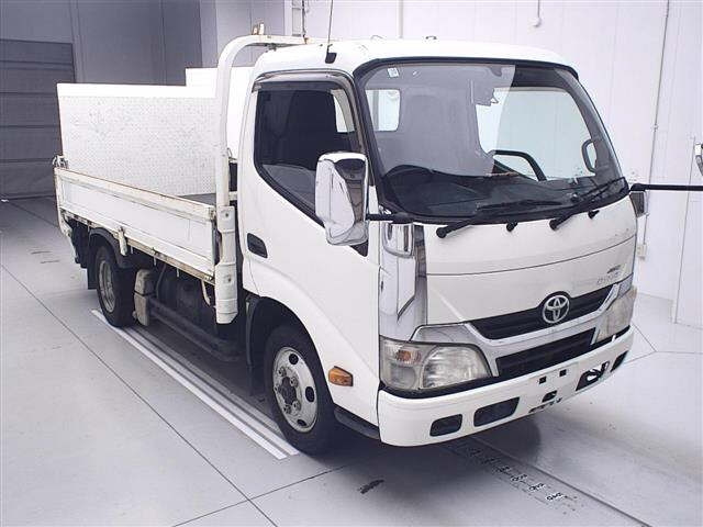 TOYOTA DYNA