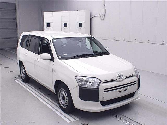 TOYOTA SUCCEED