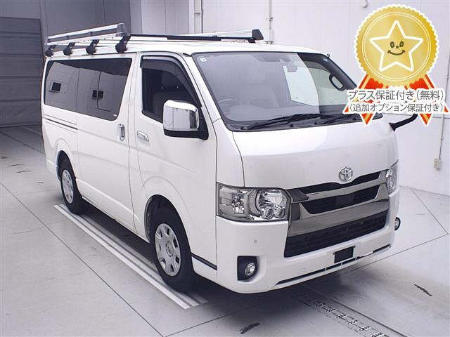 TOYOTA HIACE VAN