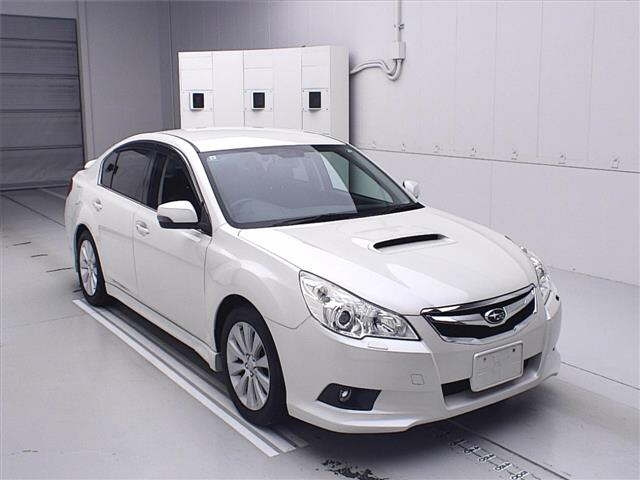 SUBARU LEGACY B4