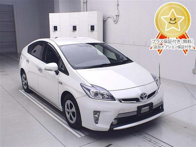 TOYOTA PRIUS PHV
