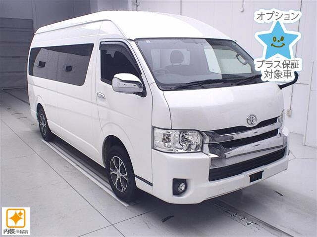 TOYOTA HIACE